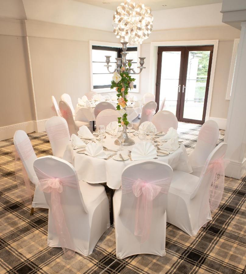 Crowwood And Alba Restaurant Hotel Chryston