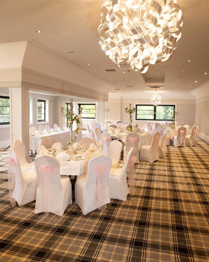 Crowwood And Alba Restaurant Hotel 3*